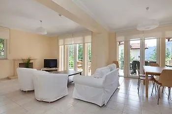 Apartament Holidays